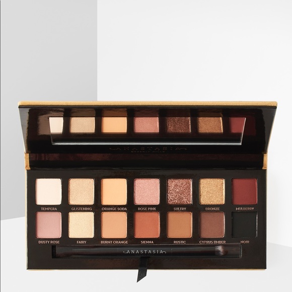 NEW ABH Soft Glam Palette